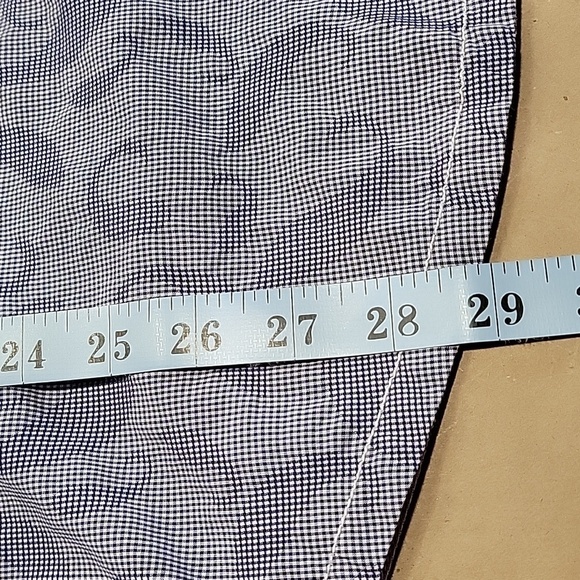 Tommy Bahama, Size L Blue Paisley Patterned Short Sleeve Button Down Shirt, EUC - Picture 8 of 11